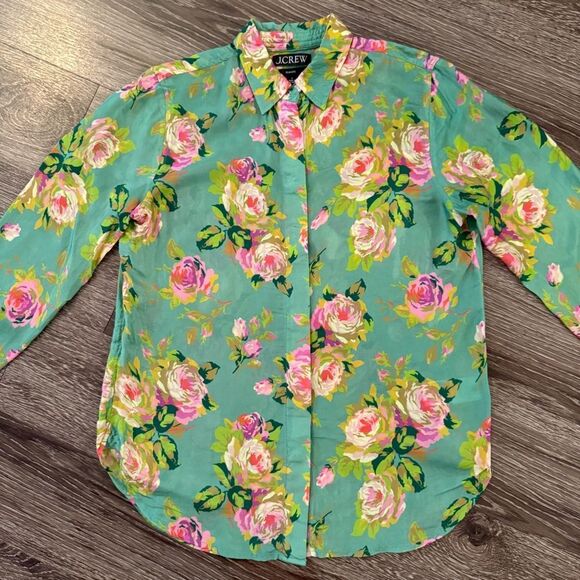 J. Crew Classic-fit cupro-blend shirt in rose garden - Picture 3 of 9